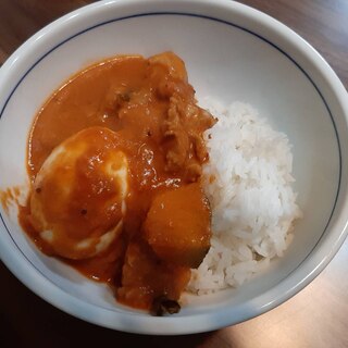 簡単！バターチキン風！たまごとかぼちゃインドカレー